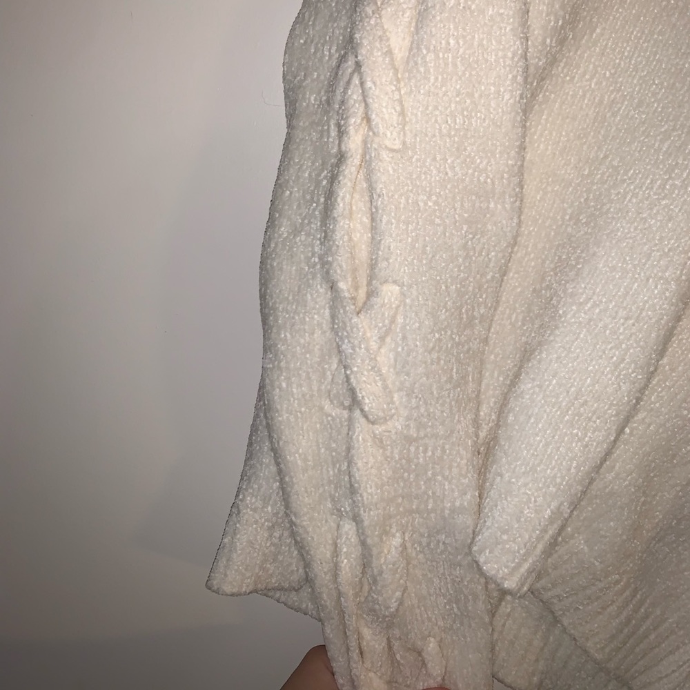 Sweater - Picture 2 of 3
